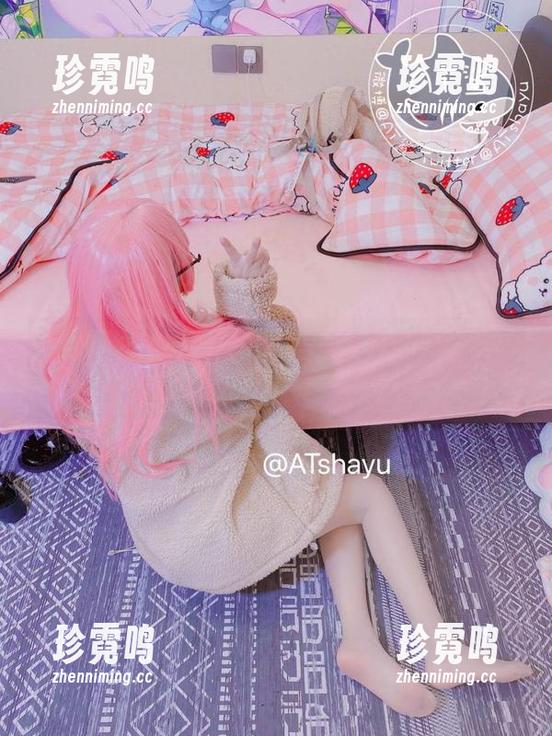 AT鲨 当信仰遇上时尚:AT鲨的沦丧修女作品分享