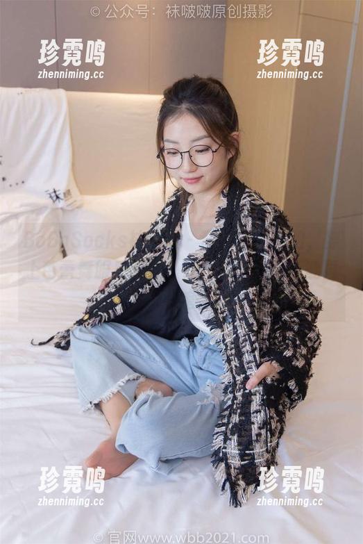 BoBoSocks袜啵啵 - 甜甜圈的私拍，穿上芭蕾舞服后的她，让我想问：能不能再来一套？
