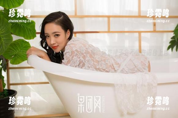 GIRLT果团网-周于希 GIRLT果团网 - 周于希连衣裙合集:这些裙子会不会在阳台上自己走出来啊,哈哈。