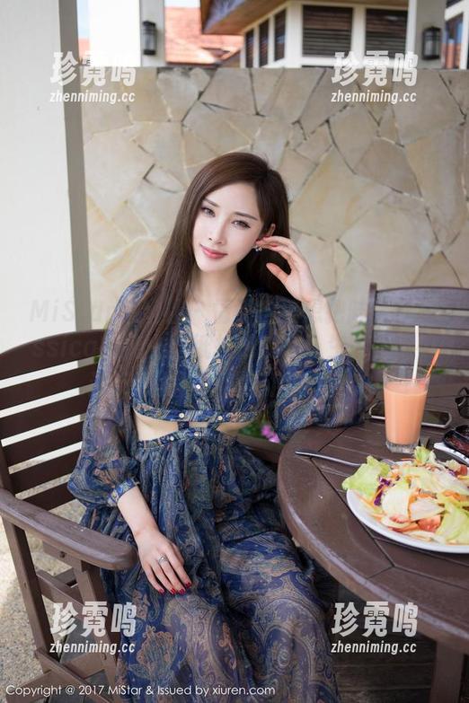 MiStar魅妍社 - 情不自禁想把陆金佳Jessica的纯白壁纸换成我的人生，哈哈…这玩意儿能不能运用到现实？