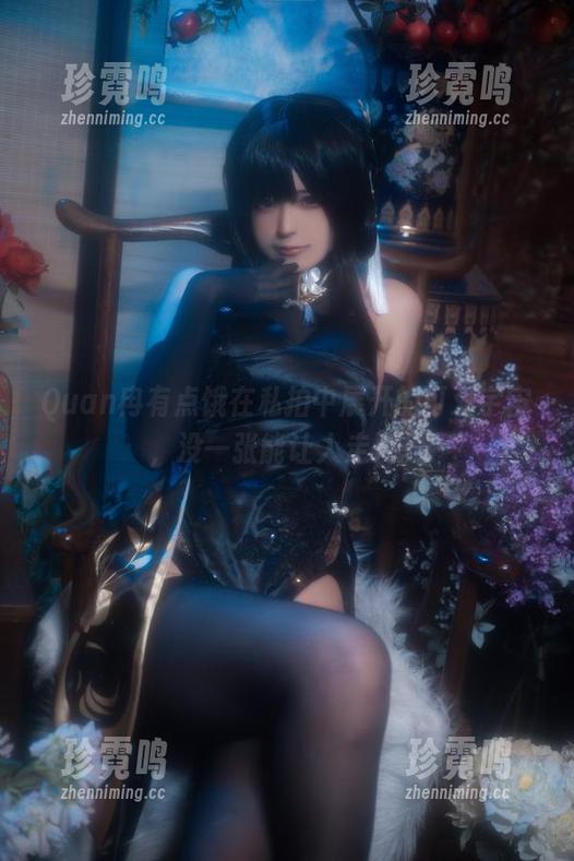 Quan冉有点饿 Quan冉有点饿在私拍中展开的可爱宇宙,没一张能让人走开。