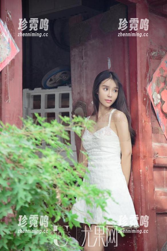 UGirls尤果网 - 分享佟蔓的图集，秘密多到让人琢磨不透