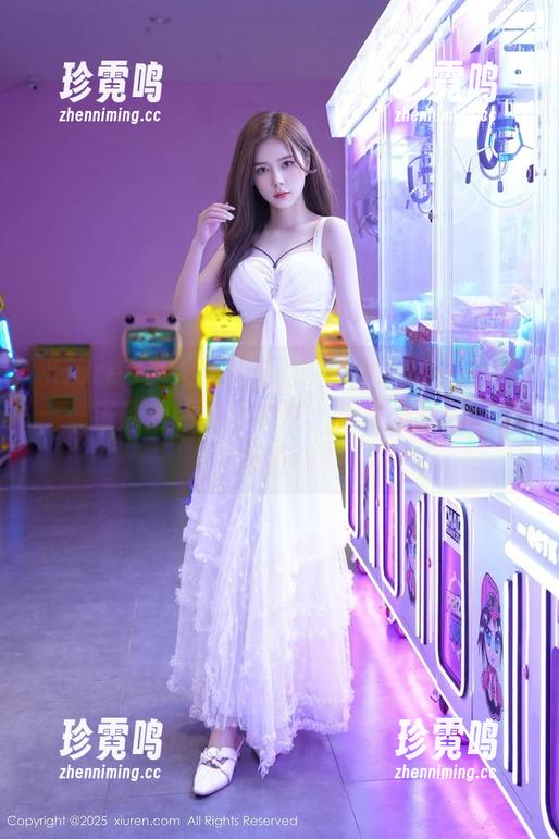 Xiuren秀人网 - 美图中的YOYO苏小苏——浴缸里的奇思妙想，无圣光玩转另类风查！