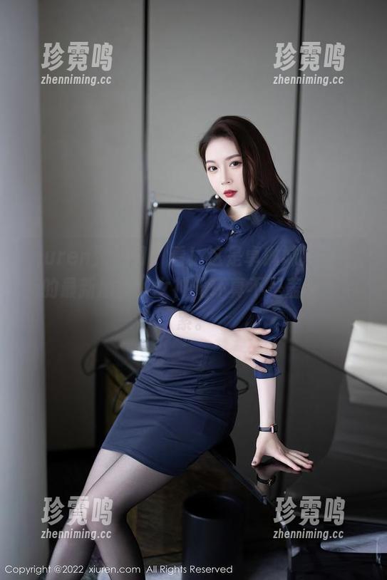 Xiuren秀人网 - 看！这是卓琳妹妹_jolin的最新原图，女神光环真不是盖的，心累。