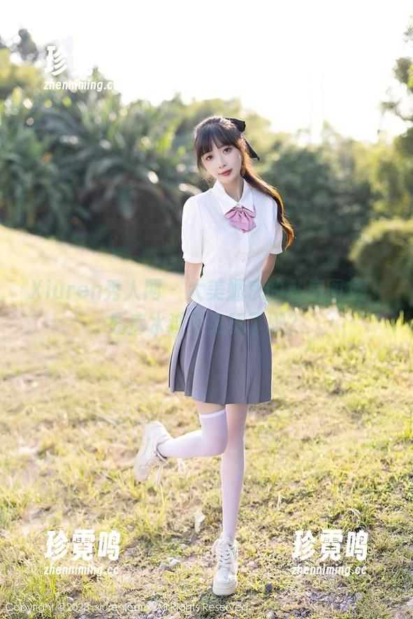 Xiuren秀人网 - 大美媚京的私房图集，死库水过于会玩了吧？