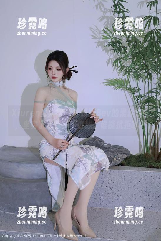 Xiuren秀人网 - 郑颖姗Bev的黑丝原图，坐实了我的审美底线。谁能抗拒啊？