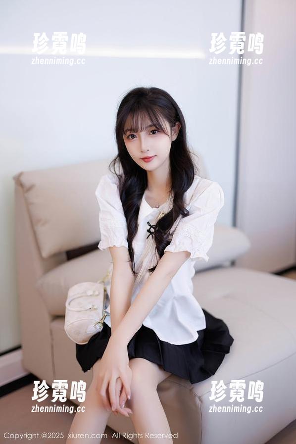 Xiuren秀人网-黄歆苑 Xiuren秀人网 - 一组原图,一位黄歆苑,让我重新定义JK的时刻,图集值得一看!