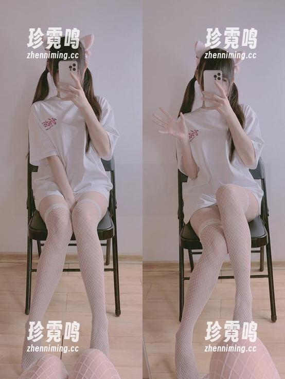 miko酱ww 你说miko酱ww跟圣诞树哪个更好看?美图资源大比拼!