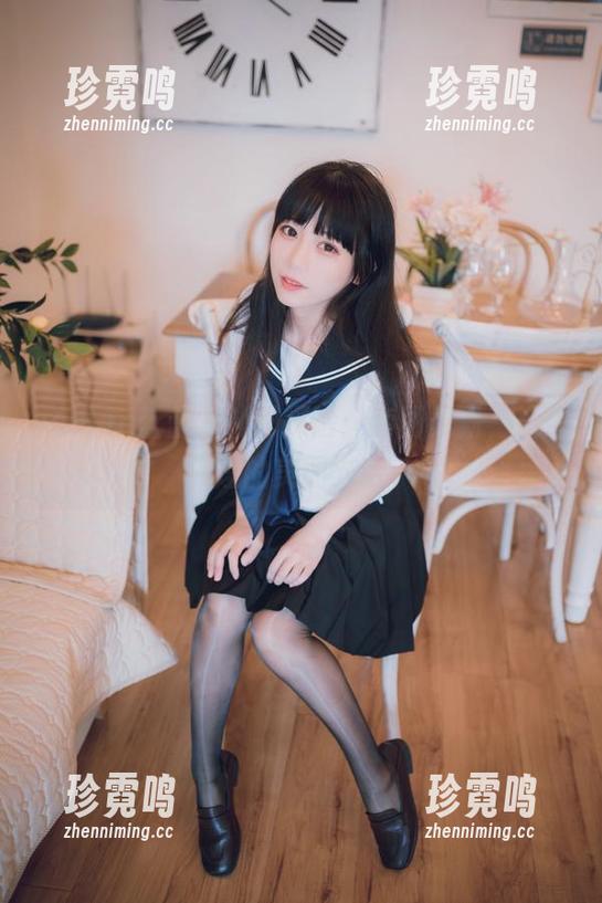 usejan蓝蓝的礼服探险：套图更新，没道理的美丽对话