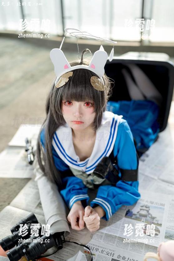 九柒喵图集更新，体操服里的白子好像在跟谁打招呼？