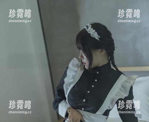 今汐与连衣裙的亲密对话，高清写照里的隐秘