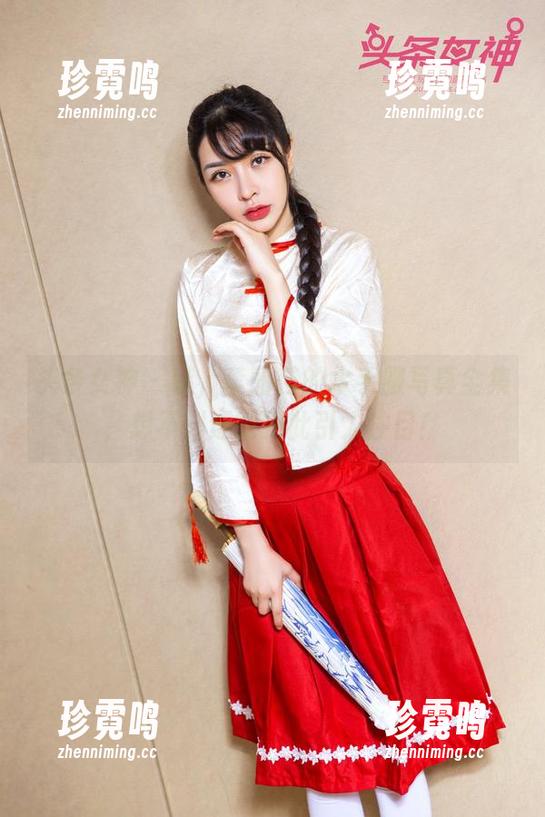 头条女神 - 哦，李丽莎的水手服写真全集，想不到这能如此引人注目！