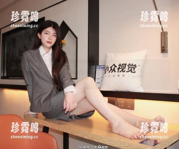 小众视觉-思姐 小众视觉 - 无圣光与思姐的眼镜:合集里的那些微妙时刻