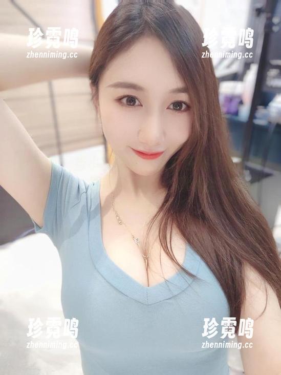 小玉吃果冻 微密圈 - 当小玉吃果冻在红色睡衣里与镜子互动——原图、图片,囧事连连好似剧情逆转!