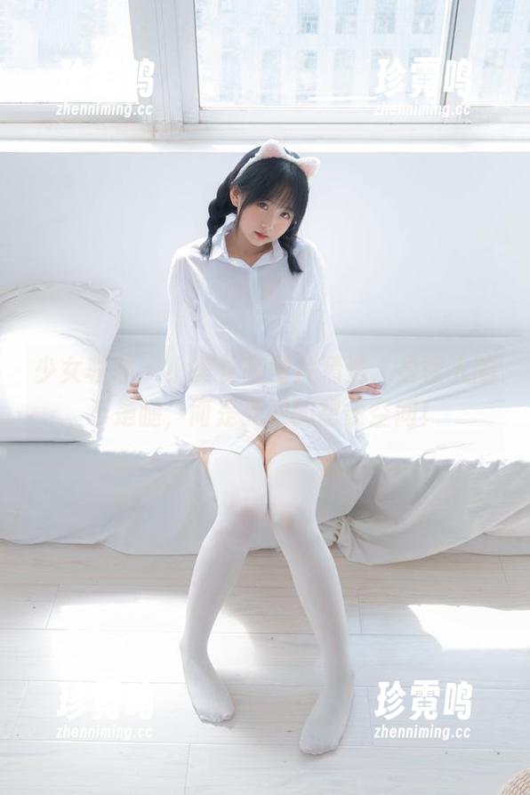 少女秩序-小葵 少女秩序 - 小葵长腿图片精选,最诱人的不是腿,而是无限的想象空间!