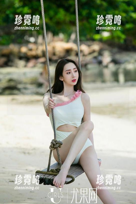 尤果网 - 看！乔依琳的双人美图，分享下这两个人的互拍尬聊时刻