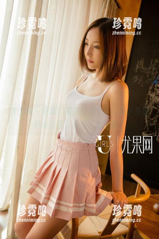 尤果网 - 更新！笑笑的职业装，似乎是想进办公室，但我不太希望。