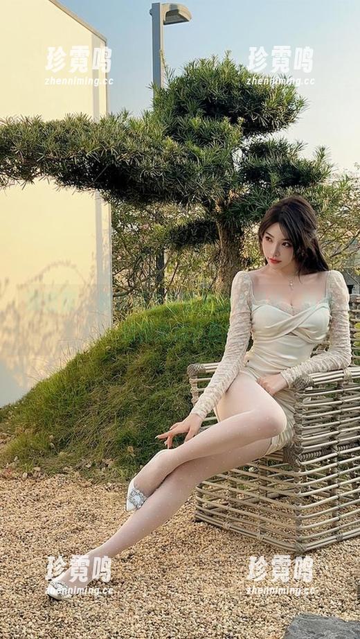 徐莉芝 微密圈 - 看徐莉芝听姐姐的小提琴,顺便给图库加点色!