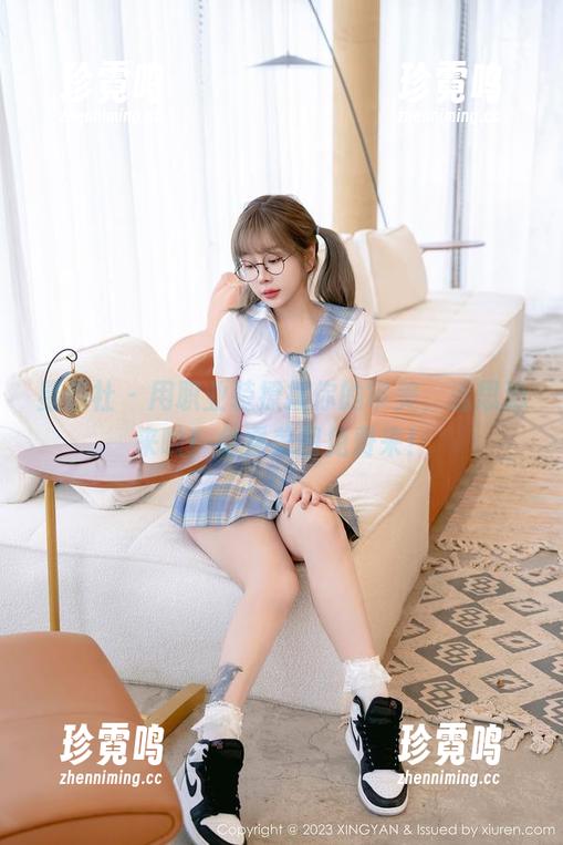 星颜社 - 用职业装撩拨你的审美，潘思沁来啦！免费美图免费来！