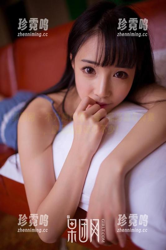 果团网 - 不只是白裙：龚玥菲高清写真集，隐藏的趣味可不少！