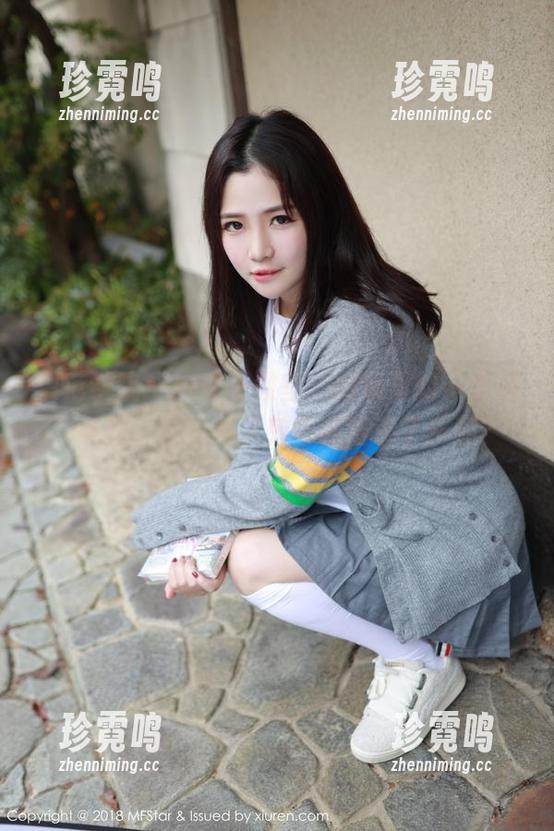 模范学院-桃香子 模范学院 - 桃香子教室:图册里的“学习”氛围,被吸掉了效率却增添了乐趣?
