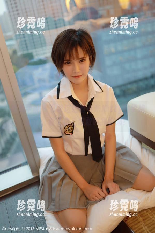 模范学院 - 下载这组赵小米Kitty的学姐美图，看了之后谁敢叫我学弟！