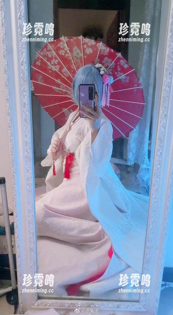 看完汐兔子的泳装，福利图片再没别的亚子！
