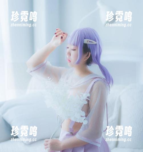 免费写真连锁反应：甜糖大魔王戴眼镜，萌化我了！