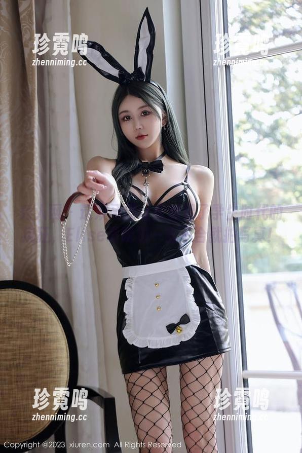 秀人网-Elise谭晓彤 秀人网 - 这双马尾让我想起了学生时代的疯狂,Elise谭晓彤一言不合就拍写真!