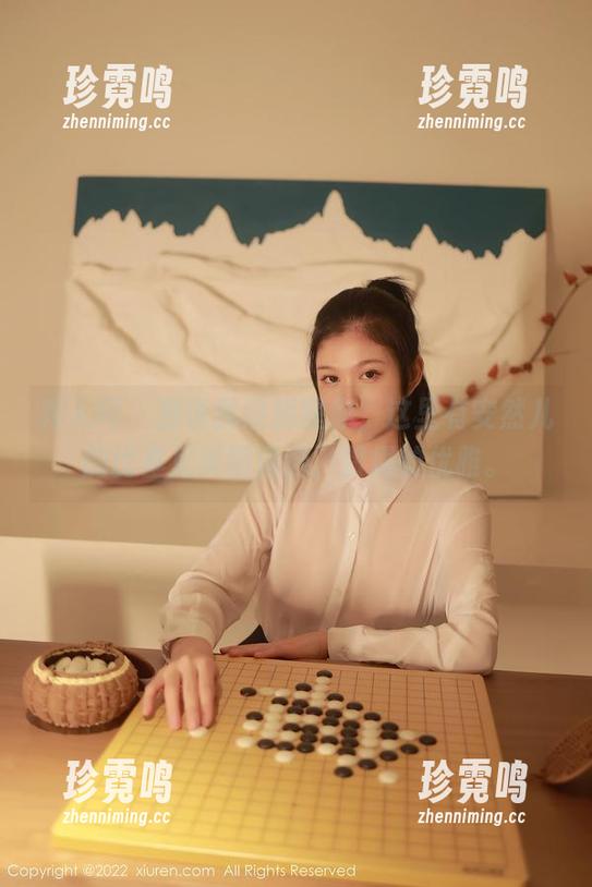 秀人网 - 别说我没提醒你，这里有安然儿的比基尼美图精选，赞爆的优雅。
