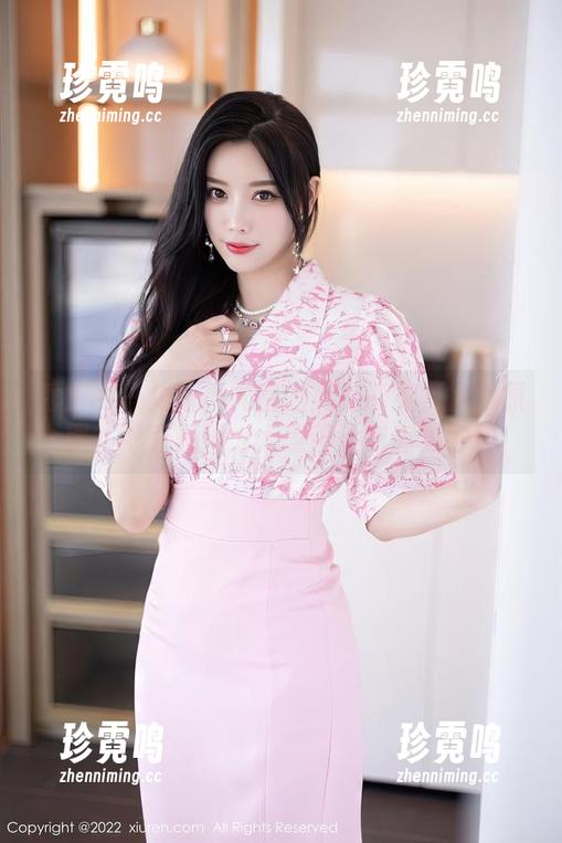 秀人网 - 为啥小尤奈的美足能免费得到原图？可能是因为大家都没有意见吧！