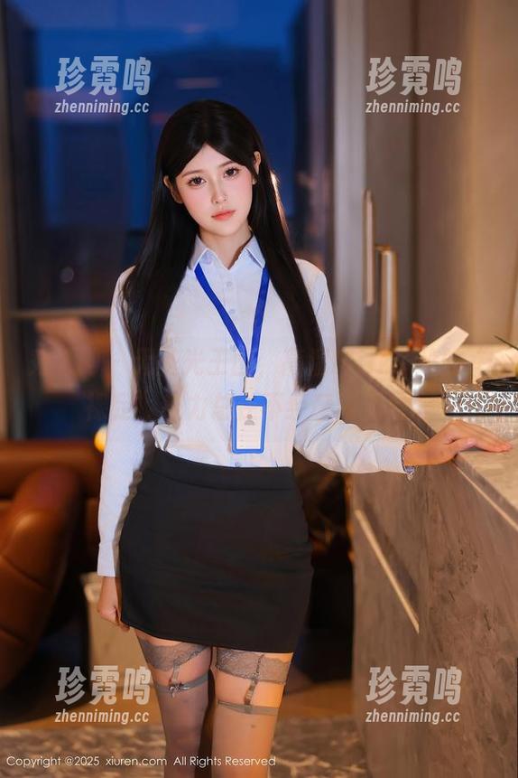 秀人网-高溜MilkCat 秀人网 - 无圣光王国,高溜MilkCat的“裸足”魔力总在不经意间显现。