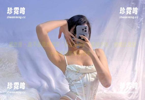 纪念小小v 微密圈 - 我不是说我想娶“纪念小小v”里的少女,但她比我的午餐看起来要好得多!