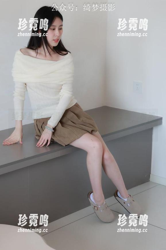 绮梦摄影 - 御姐yaya的美图合集，虽然我很美，但我也只想哈哈哈哈！