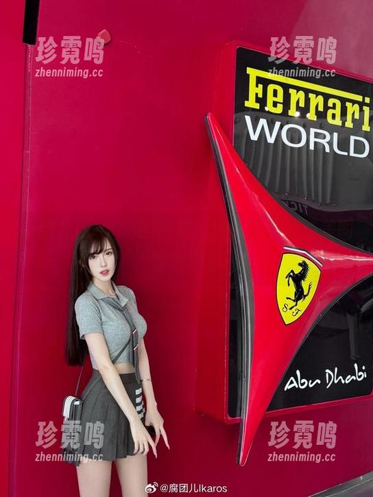腐团儿Ikaros的校服改造，带你领略美图，快去下载！