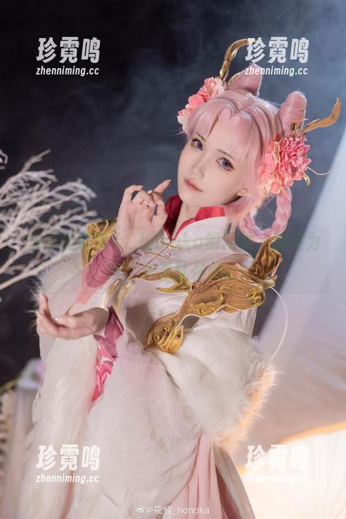 花兮_honoka 当然要看花兮_honoka的网袜,别问为啥,资源就是优质