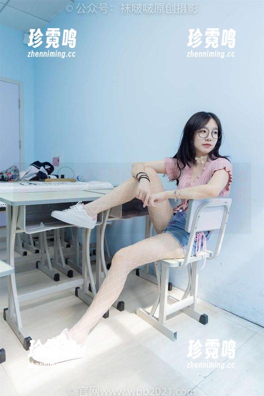 袜啵啵 - 小甜豆的校园图包：勇敢分享心血，谁让背后有个窝里横行的“学霸”假象呢？