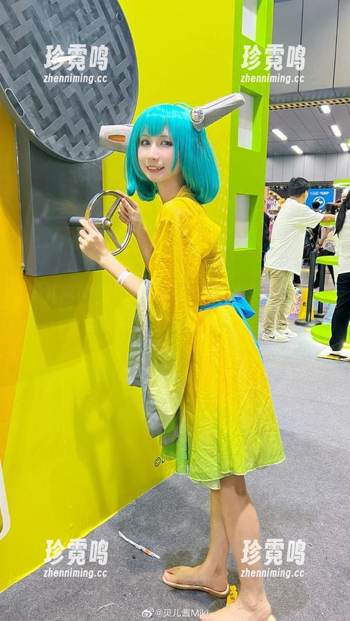 贝儿酱Miki 贝儿酱Miki的春梅COS栩栩如生,图库里的写真也太会挑情了吧
