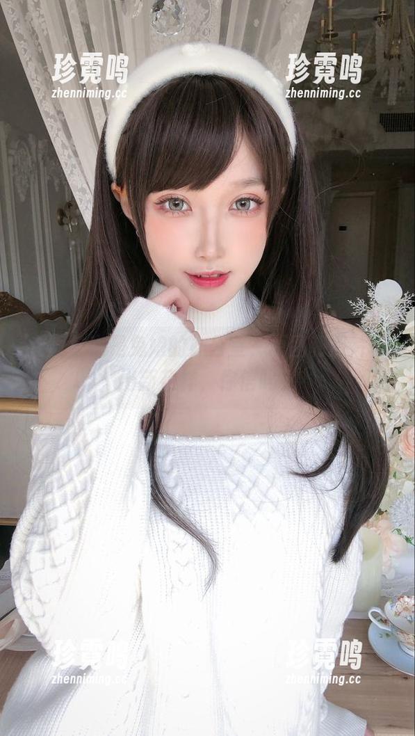 在阿包也是兔娘的办公室，原图和照片玩出新花样，你信吗？